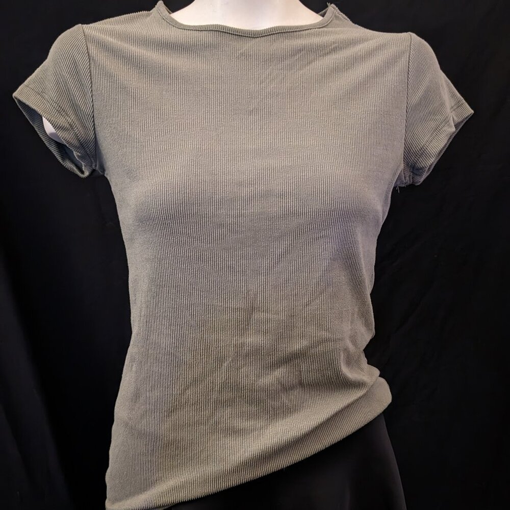 Rue 21 Tee